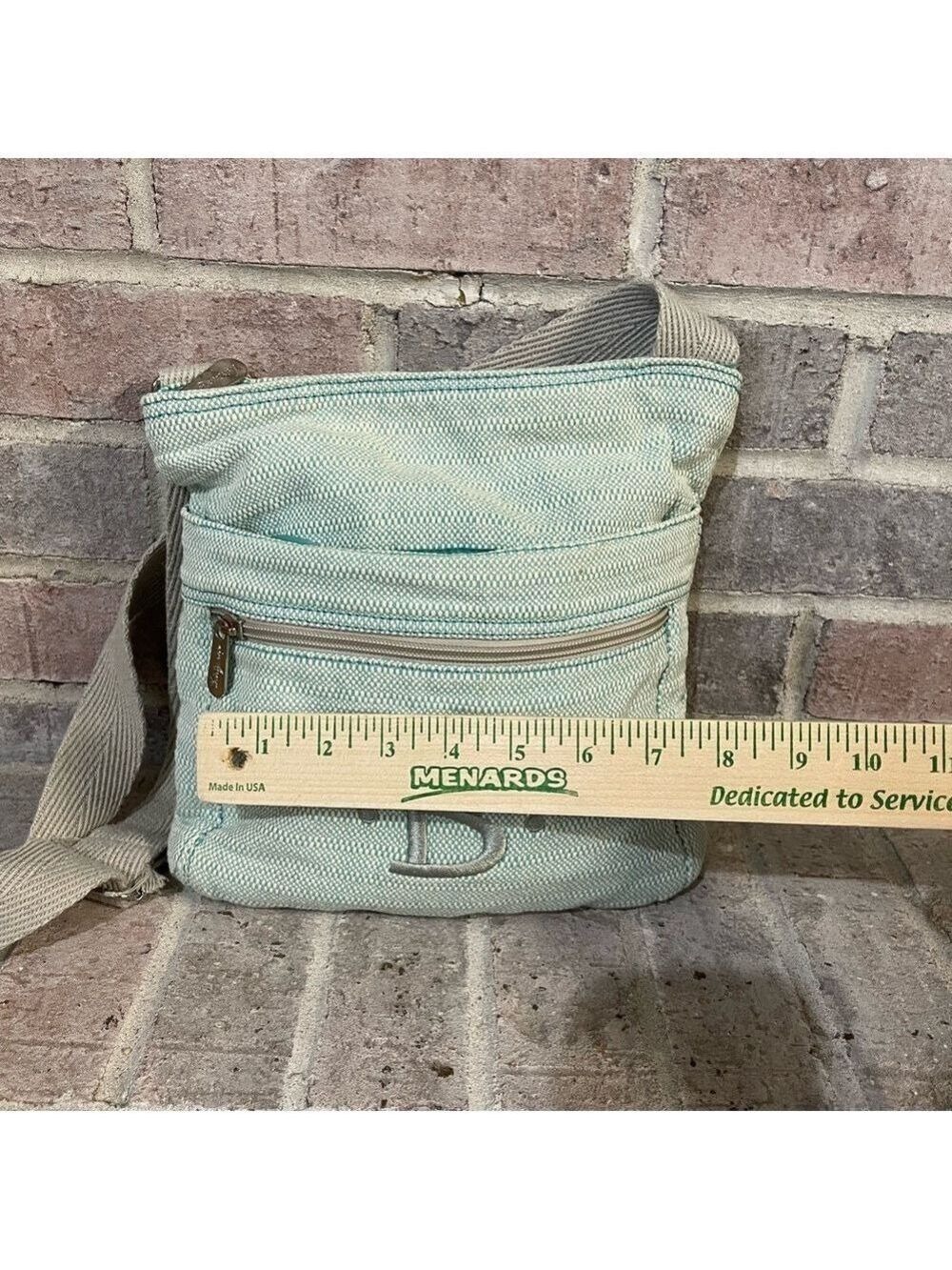 Chic Aqua Crossbody Bag with Initial B - Picture 8 of 8
